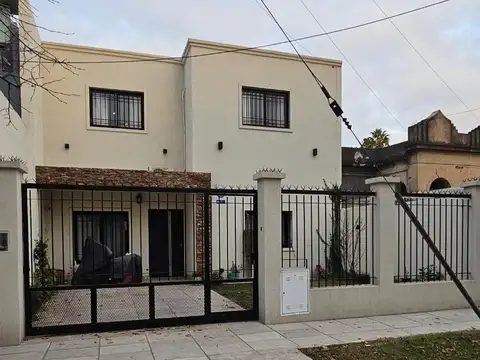 Casa en venta 4 amb Hurlingham
