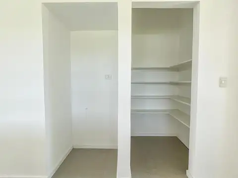 Casa 7 ambientes con 4 baños