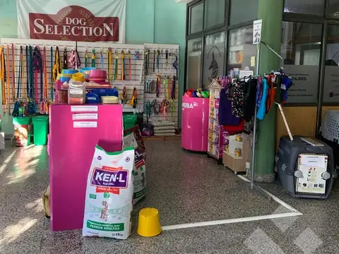 VENTA EDIFICIO COMERCIAL CON DEPARTAMENTO Y DEPÓSITO, NEUQUÉN CAPITAL