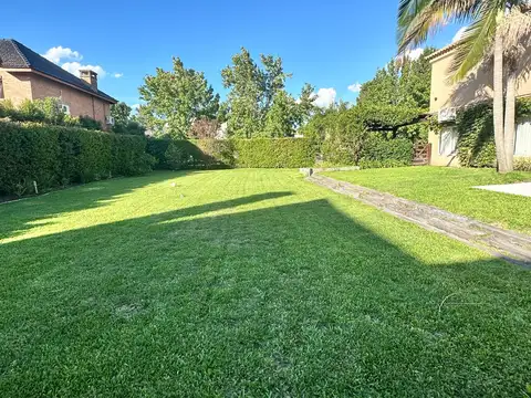 Terreno en Venta en Barrancas de San José, USD 185.000