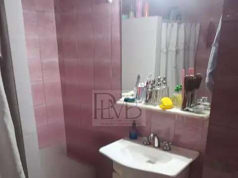 Albariño 1900, Piso PB