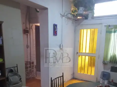 Albariño 1900, Piso PB