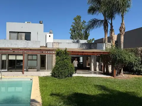 Alquiler Anual casa fincas de iraola ll