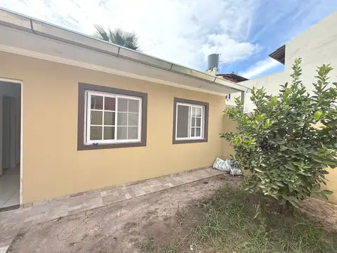 PH 3 Ambientes Amplio  "A Estrenar"  Sin EXPENSAS en Ciudad Madero Sobre Av. con Jardin y Patio