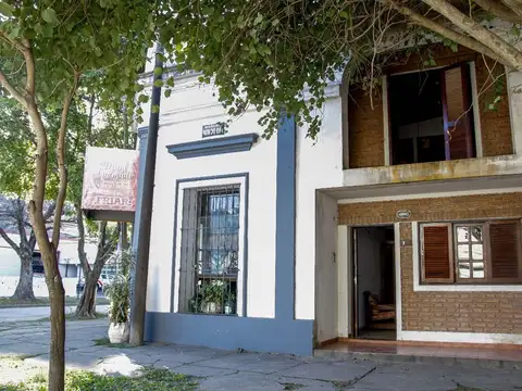 Casa 7 ambientes con 3 baños