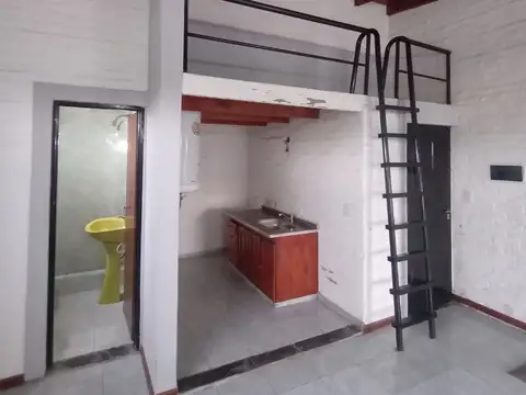 2 AMB S/EXPENSAS, C/FRENTE CON BALCON 50 MTS RE LINDO! ZONA DE TRIBUNALES DE LOMAS DE ZAMORA