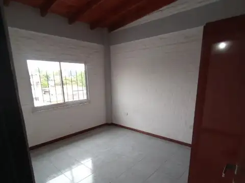 Departamento en Alquiler en Lomas De Zamora, $ 500.000