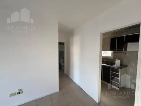 Departamento en Alquiler en Castelar Norte, $ 600.000