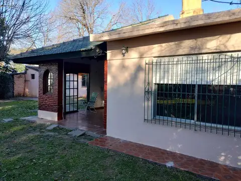 Casa 3 ambientes con 1 baño