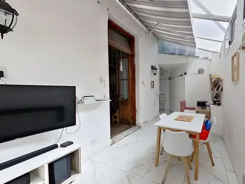 Depto Tipo Casa en Venta en Parque Chacabuco, USD 97.000