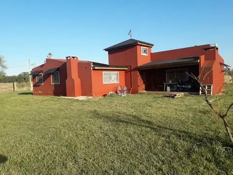 Casas en venta en zona rural - 4 Dormitorios 4 Baños - 9505mts2 - Coronel Brandsen