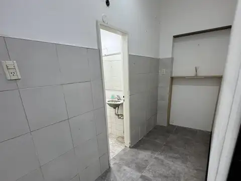 Local en Alquiler en San Fernando Vias  /  Centro, $ 800.000