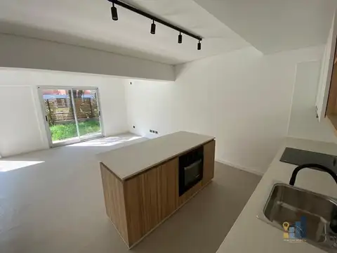 Benavídez Village · Dúplex 3 ambientes con jardín · 124,3 m²