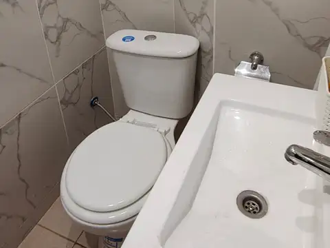 Local comercial en Recoleta de 130 m2 en excelente estado con sótano