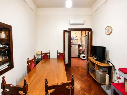 Departamento en Venta 2 ambientes con patio y bajas expensas – Barracas