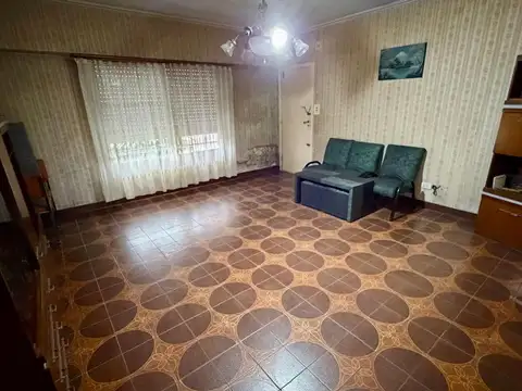CASA 6 AMBIENTES VENTA LOMAS DE ZAMORA
