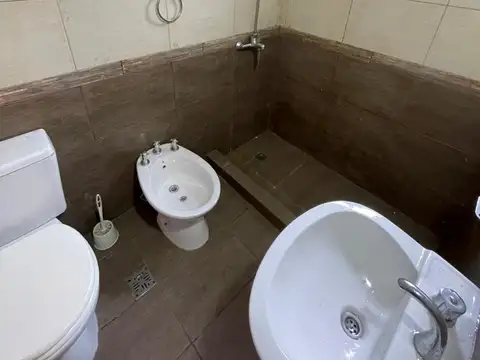 Ingeniero Guillermo White 800