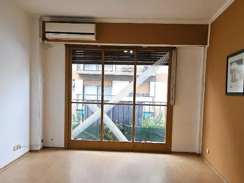 Helguera 2800, Piso 4