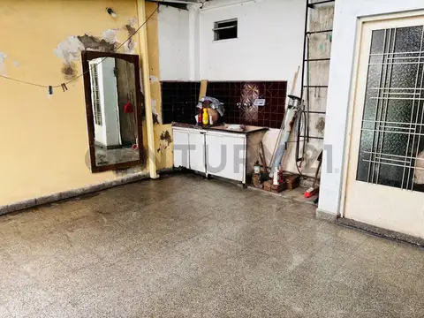 PH 3 amb. con lavadero, patio y terraza propia