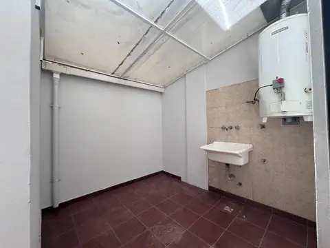 Depto Tipo Casa 2 ambientes con 1 baño