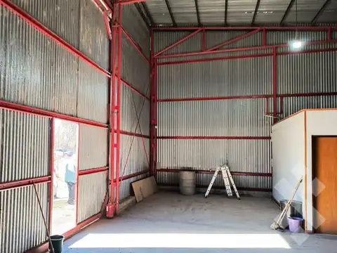 ALQUILER GALPON 250 M2 EN ISLA JORDAN CIPOLLETTI