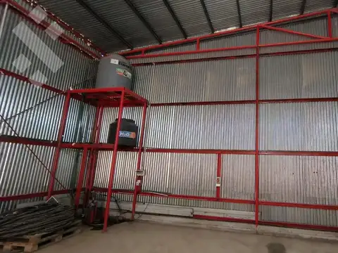ALQUILER GALPON 250 M2 EN ISLA JORDAN CIPOLLETTI