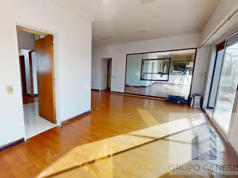Departamento 4 ambientes con 2 baños