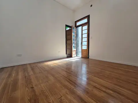 Depto Tipo Casa en Venta en Abasto, USD 139.000