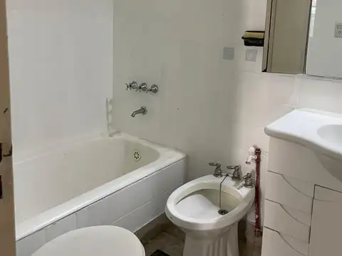 Departamento en Alquiler en Recoleta, $ 700.000