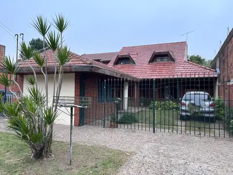 Casa - Venta - Argentina, Tres de Febrero - MARIQUITA SANCHEZ DE THOMPSON - (3F) 1044