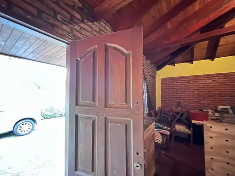 Casa en Venta con 3 cocheras