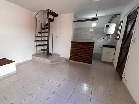 VENTA DUPLEX  B° URCA RECICLADO A NUEVO