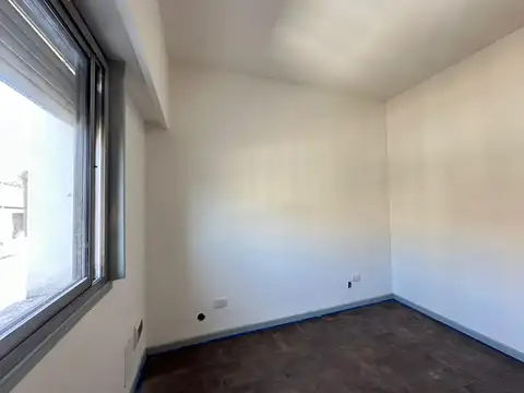 Depto Tipo Casa en Alquiler en Piñeyro, $ 540.000