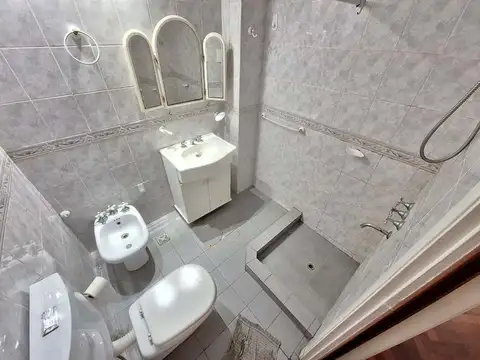 Departamento en Alquiler en Flores, $ 800.000