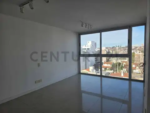 Sarmiento 3000, Piso 0