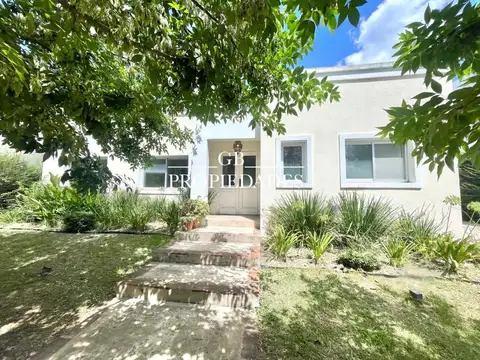Alquiler de Casa 4 AMBIENTES en Santa Guadalupe, Pilar