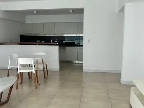 Departamento en Alquiler con 1 cocheras