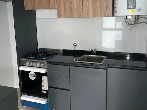 Pedro Morán 5000, Piso 2