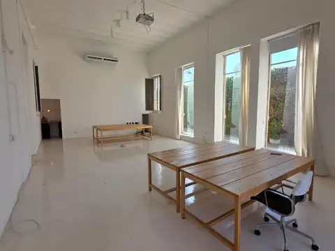 Excelente local comercial en el complejo Casa San Jose!