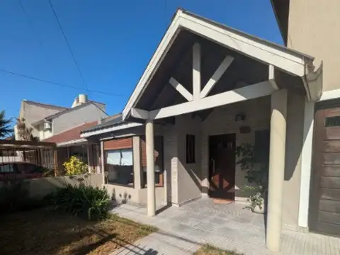 Chalet 4 ambientes - Colinas de Peralta Ramos