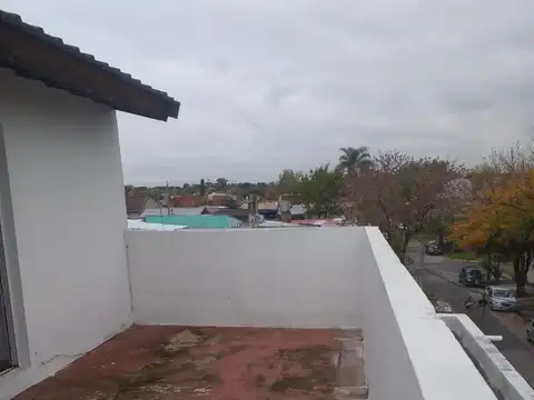 Depto Tipo Casa Monoambiente con 1 baño