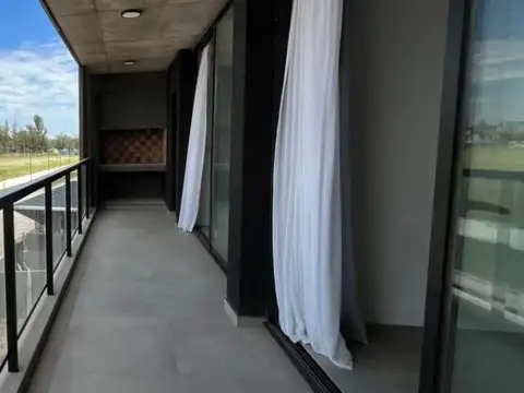 Departamento 4 ambientes con 2 baños