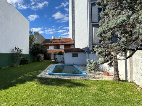 Depto Tipo Casa en Venta de 5 ambientes