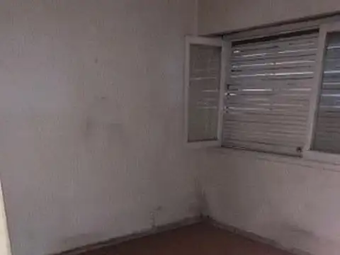 Depto Tipo Casa 4 ambientes con 1 baño