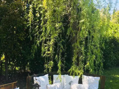 Casa en Alquiler Temporal con 2 cocheras