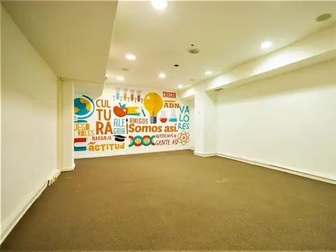 Oficina Monoambiente con 10 baños