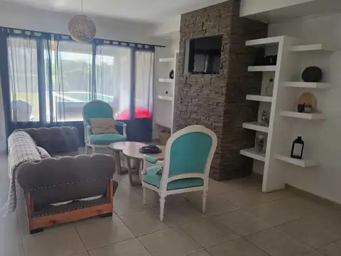 Casa  en Alquiler en Santa Guadalupe, Pilar del Este, Pilar