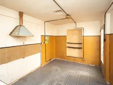 Depto Tipo Casa en Venta 80 años