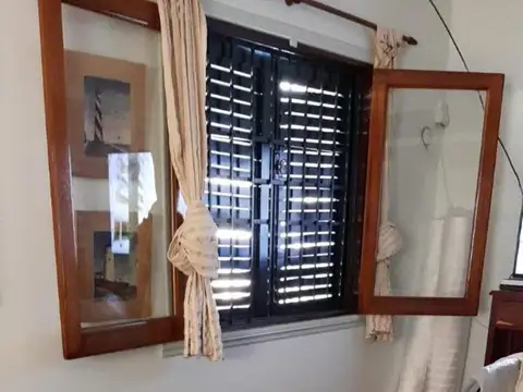 Depto Tipo Casa en Venta en Lanús Este, USD 130.000