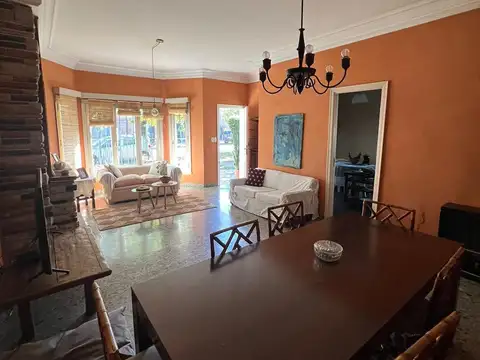 Casa en Venta en Ituzaingo, USD 190.000